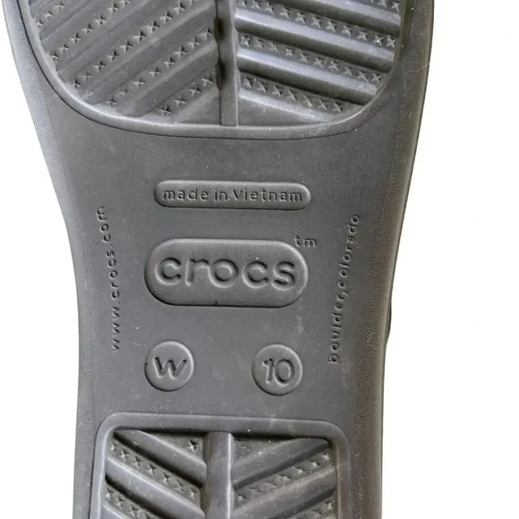 CROCS Women's Sanrah Metallic O-ring Wedge Thong Sandals Espresso Gold Size 10 - Picture 9 of 9